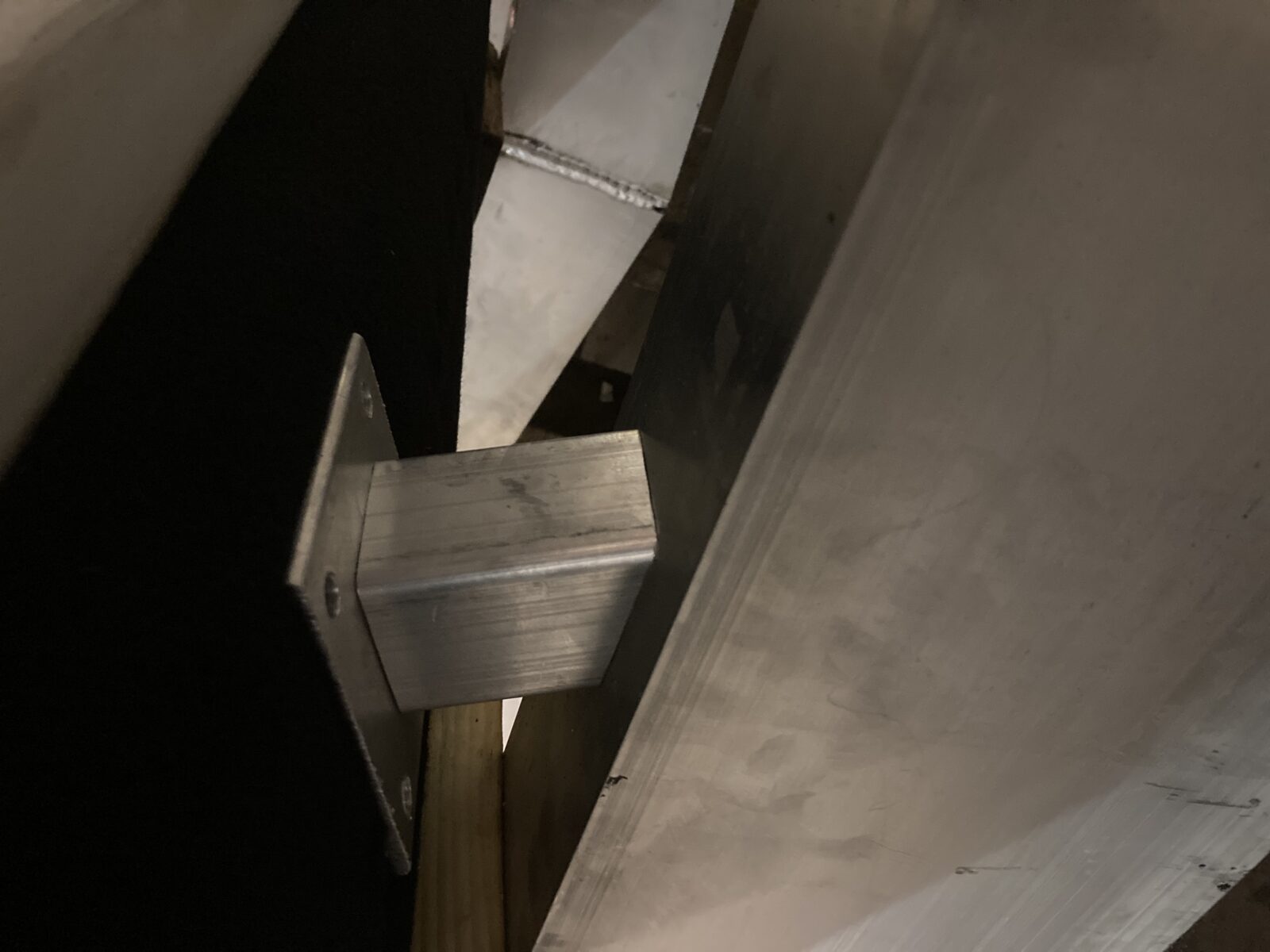 10″ Fully Welded Aluminum C Channel CMG Custom Trailers, Inc.